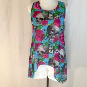 💀🦋Teenage Runaway Skulls Roses butterflies funky top